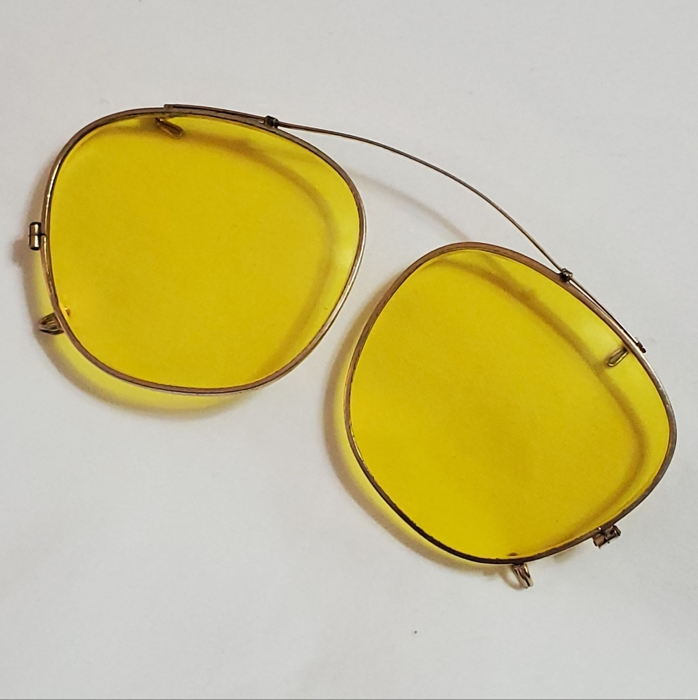 Vintage Bausch & Lomb Ray-Ban 50 Clip On Sunglasses